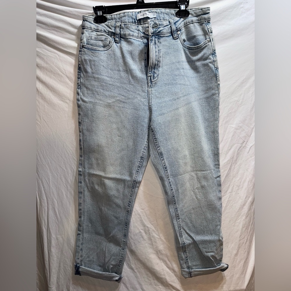Classic Light Blue Straight Leg Women's Jeans
